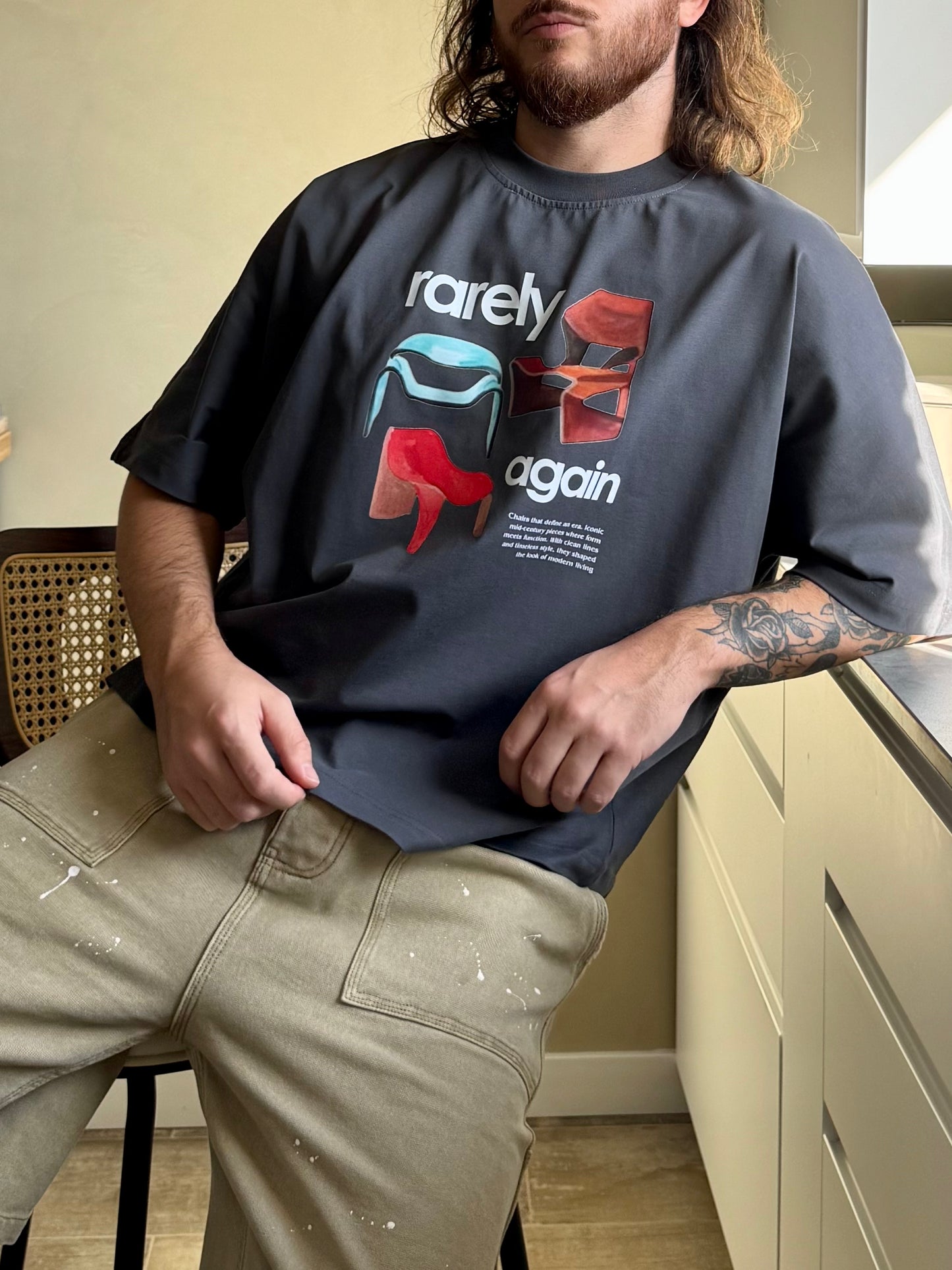 iconic chairs tee